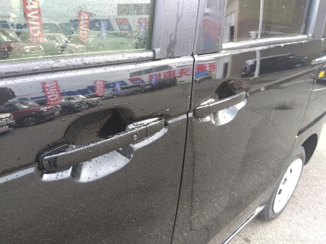 Ｎ－ＢＯＸ ベースグレード４ＷＤ　禁煙車　走行１万２千　試乗ＯＫ　４ＷＤ　禁煙車　走行１万２千　ホンダセンシング　コーナーソナ　アダプティブクルーズコントロール　純正８インチコネクトナビ　フルセグＴＶ　ＢＬＵＥＴＯＯＴＨ　バックカメラ　ＬＥＤランプ　サイドエアバッグ（13枚目）