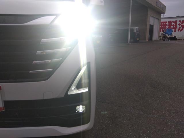 ルークス ハイウェイスター X プロパイロットエディション試乗OK 4WD 禁煙車 走行4万キロ エマージェンシーブレーキ プロパイロット コーナーソナー メモリナビー アラウンドビューモニター ETC Wパワースライドドア Wシートヒーター LEDランプ(21枚目)