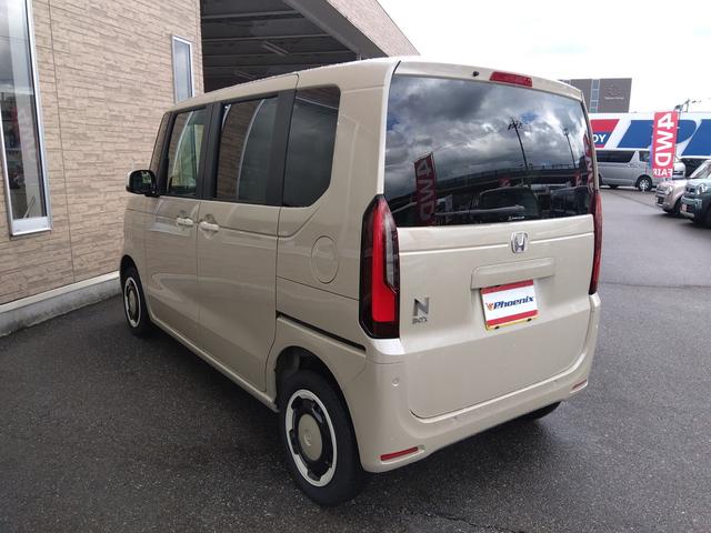 Ｎ－ＢＯＸ ファッションスタイル　９インチギャザズメモリーナビ　フルセグ　ＤＶＤ　ＢＴ　バックカメラ　ＥＴＣ　スマートキー　プッシュスタート　ＬＥＤライト　クルーズコントロール　ホンダセンシング　ドラレコ　Ｗシートヒーター　Ｗパワスラ（5枚目）