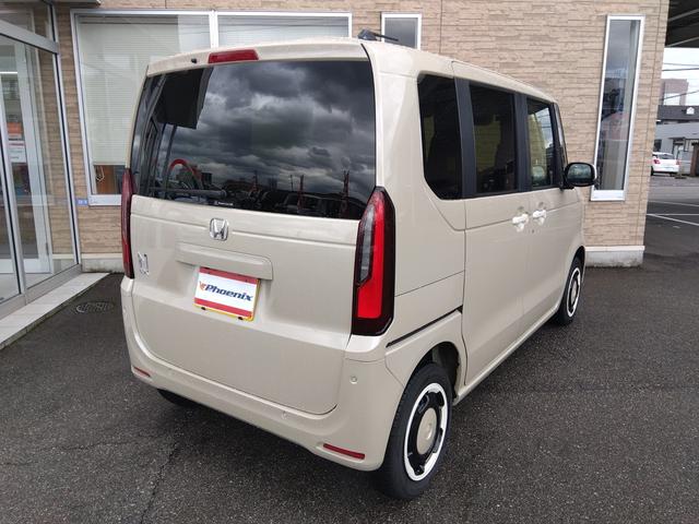 Ｎ－ＢＯＸ ファッションスタイル　９インチギャザズメモリーナビ　フルセグ　ＤＶＤ　ＢＴ　バックカメラ　ＥＴＣ　スマートキー　プッシュスタート　ＬＥＤライト　クルーズコントロール　ホンダセンシング　ドラレコ　Ｗシートヒーター　Ｗパワスラ（6枚目）