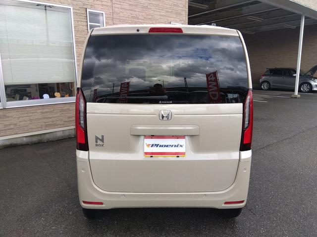 Ｎ－ＢＯＸ ファッションスタイル　９インチギャザズメモリーナビ　フルセグ　ＤＶＤ　ＢＴ　バックカメラ　ＥＴＣ　スマートキー　プッシュスタート　ＬＥＤライト　クルーズコントロール　ホンダセンシング　ドラレコ　Ｗシートヒーター　Ｗパワスラ（10枚目）