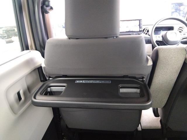 Ｎ－ＢＯＸ ファッションスタイル　９インチギャザズメモリーナビ　フルセグ　ＤＶＤ　ＢＴ　バックカメラ　ＥＴＣ　スマートキー　プッシュスタート　ＬＥＤライト　クルーズコントロール　ホンダセンシング　ドラレコ　Ｗシートヒーター　Ｗパワスラ（17枚目）