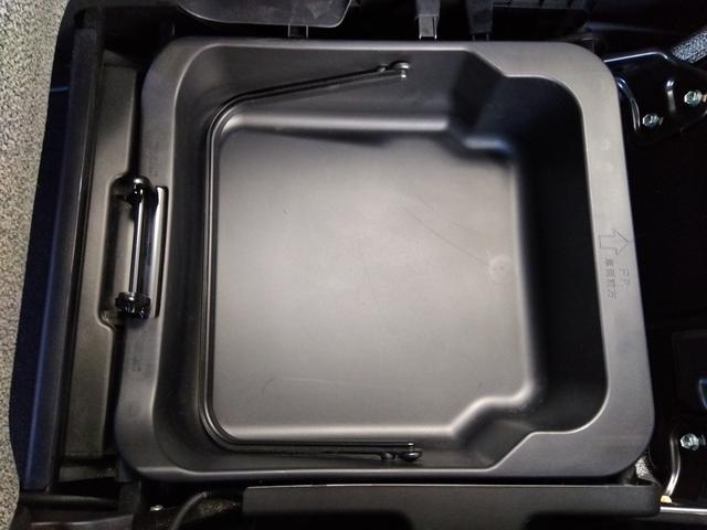 スペーシア ハイブリッドＸ　スズキセーフティプラスパッケージ　コーナーソナー　スマートキー×２　プッシュスタート　ＬＥＤライト　クルーズコントロール　Ｗシートヒーター　Ｗパワースライドドア　後席オットマン　サーキュレーター（37枚目）