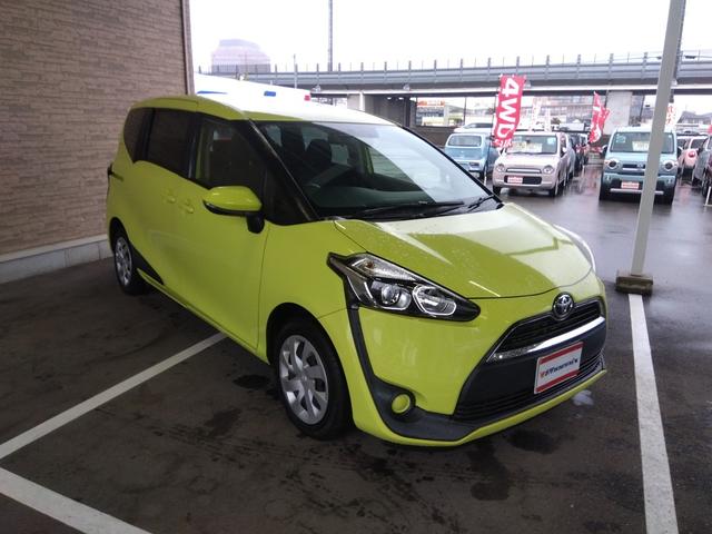 シエンタ ＸＲ９／６車検有　走行２万６千　純正ＳＤナビ　試乗ＯＫ　Ｒ９／６車検有　走行２万６千　ワンオーナー　純正ＳＤナビ　フルセグＴＶ　Ｂｌｕｅｔｏｏｔｈ　フリップダウンモニター　バックカメラ　ＥＴＣ　前後ドライブレコーダー　電動ドア　３列シート　スマートキー２個（6枚目）