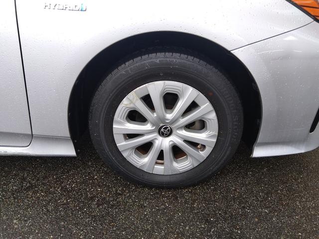 プリウス SR8/7車検有 走行4万1千 トヨタセーフティ 試乗OK R8/7車検有 走行4万1千 トヨタセーフティセンス コーナーソナー メモリーナビ フルセグTV バックカメラ ETC 前後ドライブレコーダー レーダークルーズ 純正アルミ LED ワンオーナー(19枚目)