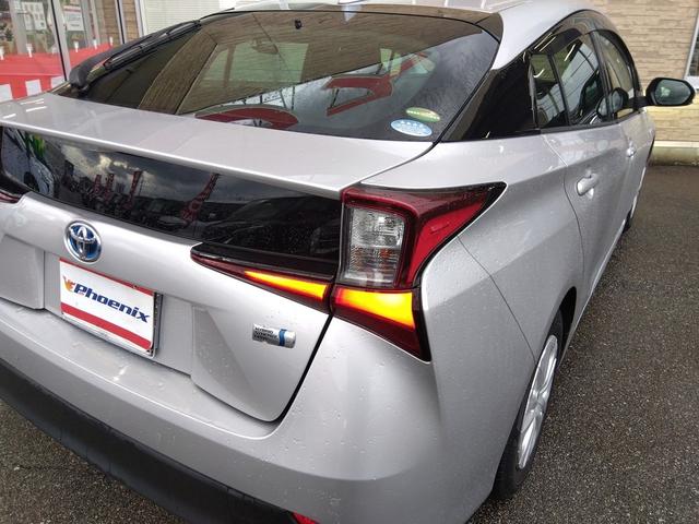 プリウス SR8/7車検有 走行4万1千 トヨタセーフティ 試乗OK R8/7車検有 走行4万1千 トヨタセーフティセンス コーナーソナー メモリーナビ フルセグTV バックカメラ ETC 前後ドライブレコーダー レーダークルーズ 純正アルミ LED ワンオーナー(24枚目)