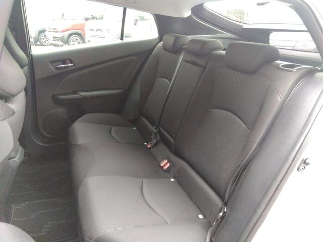 プリウス SR8/7車検有 走行4万1千 トヨタセーフティ 試乗OK R8/7車検有 走行4万1千 トヨタセーフティセンス コーナーソナー メモリーナビ フルセグTV バックカメラ ETC 前後ドライブレコーダー レーダークルーズ 純正アルミ LED ワンオーナー(36枚目)