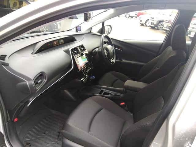 プリウス SR8/7車検有 走行4万1千 トヨタセーフティ 試乗OK R8/7車検有 走行4万1千 トヨタセーフティセンス コーナーソナー メモリーナビ フルセグTV バックカメラ ETC 前後ドライブレコーダー レーダークルーズ 純正アルミ LED ワンオーナー(38枚目)