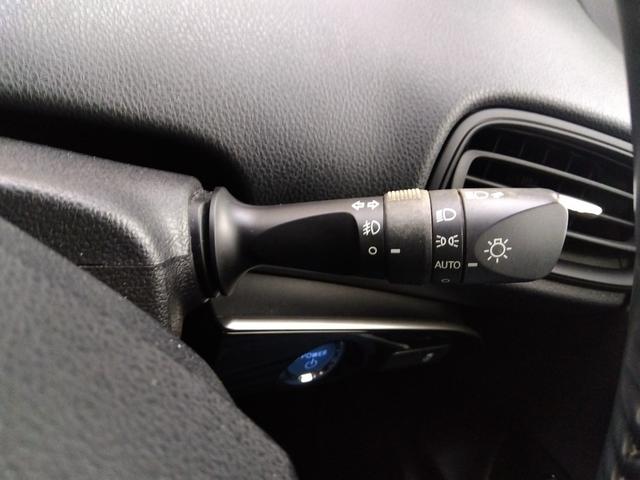 プリウス SR8/7車検有 走行4万1千 トヨタセーフティ 試乗OK R8/7車検有 走行4万1千 トヨタセーフティセンス コーナーソナー メモリーナビ フルセグTV バックカメラ ETC 前後ドライブレコーダー レーダークルーズ 純正アルミ LED ワンオーナー(48枚目)