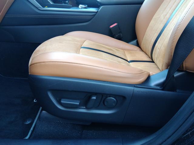 ＣＸ－６０ ＸＤ－ハイブリッド　プレミアムスポーツ　アップルカープレイ　フルセグ　ＢＴ　全方位カメラ　コーナーソナー　前席本革エアコンシート　ＬＥＤライト　ＢＯＳＳサウンド　純正２０ＡＷ　サンルーフ　パワーテールゲート　クルコン　スマートキー×２（38枚目）