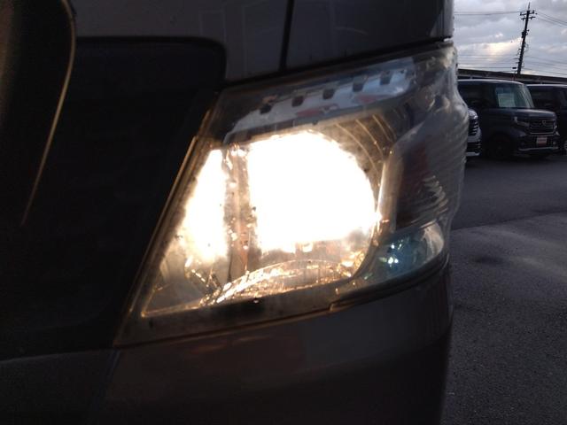 NV350キャラバンバン ロングDXターボ4WD ディーゼル 純正SDナビ 試乗OK 4WD ディーゼルターボ グリルガード付 純正SDナビ フルセグTV バックカメラ ETC ジオランダータイヤ フォグランプ キーレス 電格ミラー 純正バイザー 純正マット リアワイパー(15枚目)