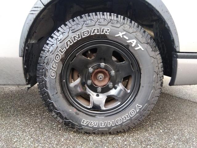 NV350キャラバンバン ロングDXターボ4WD ディーゼル 純正SDナビ 試乗OK 4WD ディーゼルターボ グリルガード付 純正SDナビ フルセグTV バックカメラ ETC ジオランダータイヤ フォグランプ キーレス 電格ミラー 純正バイザー 純正マット リアワイパー(21枚目)