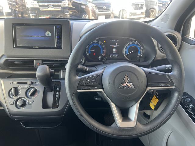 eKワゴン M ケンウッドメモリーナビ☆DVD再☆ブルートゥース☆ドラレコ☆ETC☆キーレス☆アイドリング☆コーナーソナー☆Wシートヒーター☆シートカバー☆オートライト☆バックカメラ☆E-アシスト☆横滑り防止☆(46枚目)