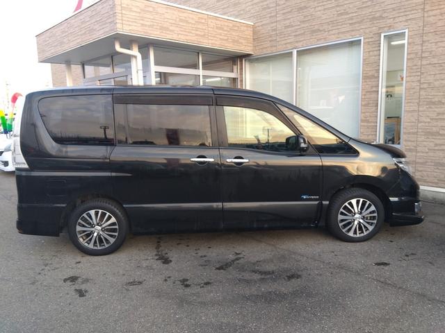 セレナ ハイウェイスター　Ｖエアロモード＋セーフティ　ＳＨＶ　エマージェンシーブレーキ☆クルーズコントロール☆ＳＤナビ☆ＤＶＤ再生☆ＢＬＵＥＴＯＯＴＨ☆バックカメラ☆ＥＴＣ☆前後ドラレコ☆フリップダウンモニター☆Ｗパワースライドドア☆純正アルミ☆ＬＥＤランプ（8枚目）