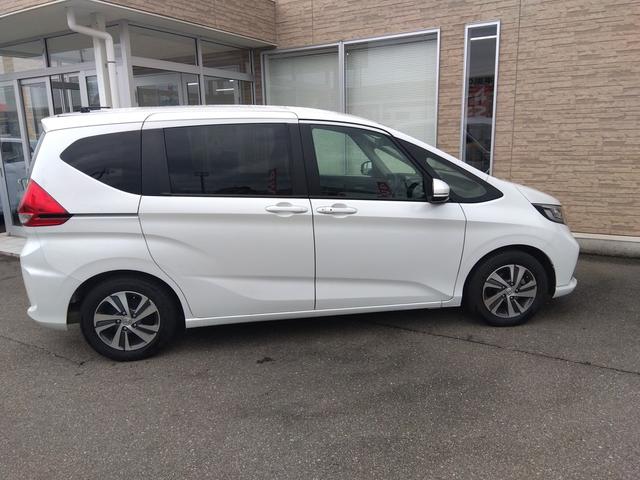 フリード Ｇ・ホンダセンシング★後期モデル★Ｓパッケージ★試乗ＯＫ★　後期★ホンダセンシング★Ｓパッケージ★純正ナビ★フルセグ★Ｂｌｕｅｔｏｏｔｈ★Ｒカメラ★両側パワースライドドア★ビルトインＥＴＣ★ＬＥＤヘッドランプ★アクティブコーナリングライト★アダプティブクルーズ（8枚目）