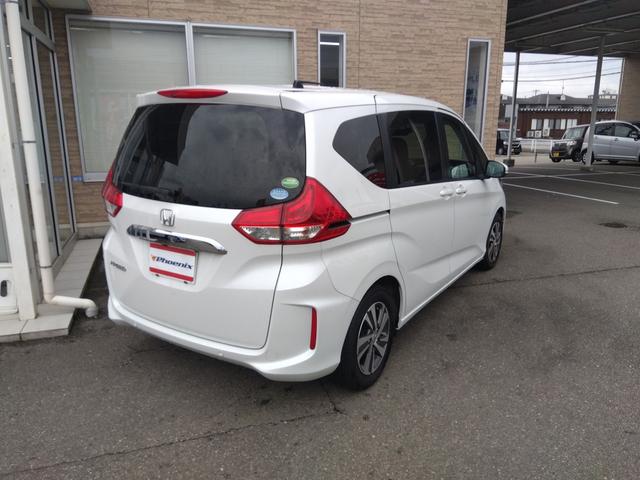 フリード Ｇ・ホンダセンシング★後期モデル★Ｓパッケージ★試乗ＯＫ★　後期★ホンダセンシング★Ｓパッケージ★純正ナビ★フルセグ★Ｂｌｕｅｔｏｏｔｈ★Ｒカメラ★両側パワースライドドア★ビルトインＥＴＣ★ＬＥＤヘッドランプ★アクティブコーナリングライト★アダプティブクルーズ（9枚目）