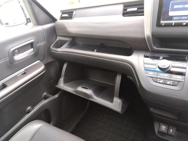 フリード Ｇ・ホンダセンシング★後期モデル★Ｓパッケージ★試乗ＯＫ★　後期★ホンダセンシング★Ｓパッケージ★純正ナビ★フルセグ★Ｂｌｕｅｔｏｏｔｈ★Ｒカメラ★両側パワースライドドア★ビルトインＥＴＣ★ＬＥＤヘッドランプ★アクティブコーナリングライト★アダプティブクルーズ（60枚目）