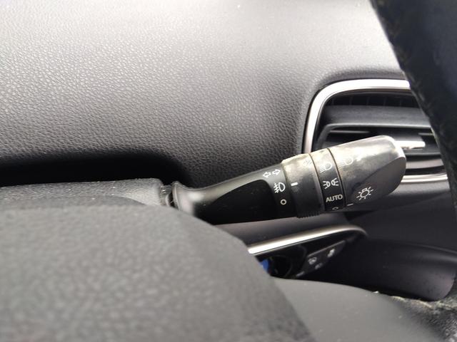プリウス Ａ　４ＷＤ☆９インチＳＤナビ☆フルセグ☆ＢＴ☆ＤＶＤ再☆トヨタセーフティセンス☆バックカメラ☆ＥＴＣ☆スマートキー☆プッシュスタート☆コーナーソナー☆ＢＳＭ☆ＨＵＤ☆ウインカーミラー☆クルーズコントロール（29枚目）