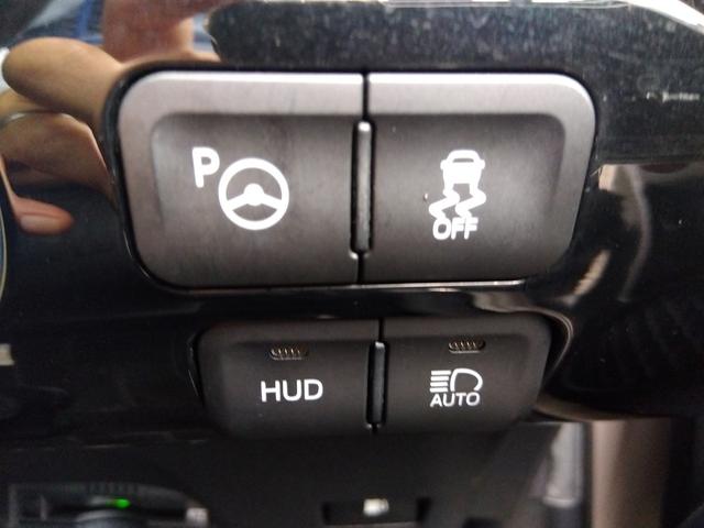 プリウス Ａ　４ＷＤ☆９インチＳＤナビ☆フルセグ☆ＢＴ☆ＤＶＤ再☆トヨタセーフティセンス☆バックカメラ☆ＥＴＣ☆スマートキー☆プッシュスタート☆コーナーソナー☆ＢＳＭ☆ＨＵＤ☆ウインカーミラー☆クルーズコントロール（34枚目）