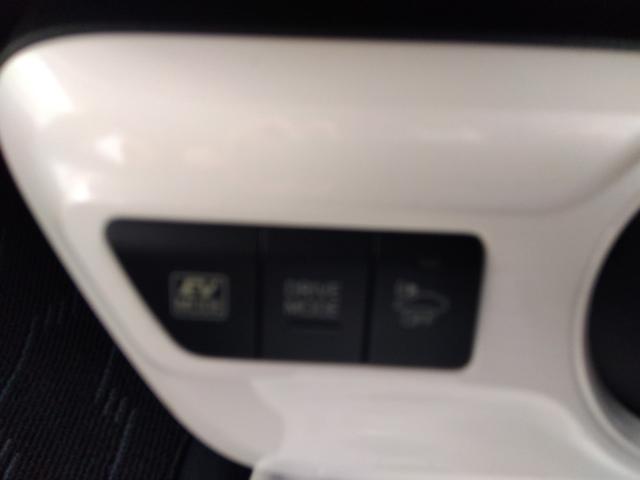 プリウス Ａ　４ＷＤ☆９インチＳＤナビ☆フルセグ☆ＢＴ☆ＤＶＤ再☆トヨタセーフティセンス☆バックカメラ☆ＥＴＣ☆スマートキー☆プッシュスタート☆コーナーソナー☆ＢＳＭ☆ＨＵＤ☆ウインカーミラー☆クルーズコントロール（65枚目）