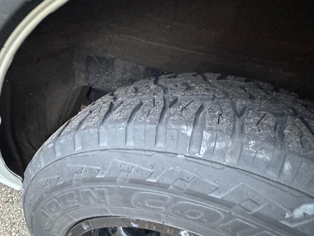 ハイエースバン スーパーGL ダークプライムII 4WD ディーゼル リフトアップ 両側パワースリアドドア バンパーガードオーバーフェンダー チッピング塗装 ベットキット デジタルインナーミラー 全方位モニター プッシュスタート LEDヘッドライト(24枚目)