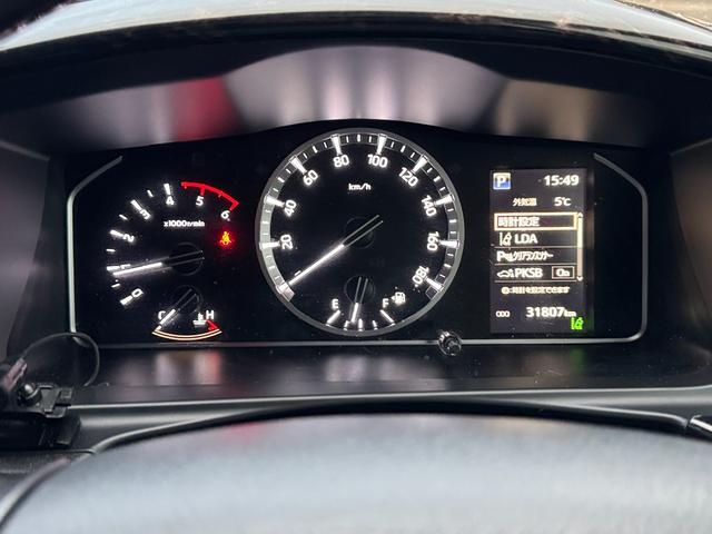 ハイエースバン スーパーGL ダークプライムII 4WD ディーゼル リフトアップ 両側パワースリアドドア バンパーガードオーバーフェンダー チッピング塗装 ベットキット デジタルインナーミラー 全方位モニター プッシュスタート LEDヘッドライト(51枚目)