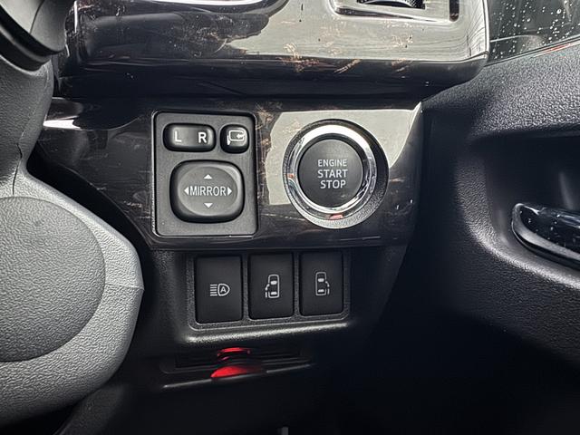 ハイエースバン スーパーGL ダークプライムII 4WD ディーゼル リフトアップ 両側パワースリアドドア バンパーガードオーバーフェンダー チッピング塗装 ベットキット デジタルインナーミラー 全方位モニター プッシュスタート LEDヘッドライト(54枚目)