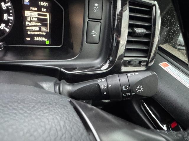 ハイエースバン スーパーGL ダークプライムII 4WD ディーゼル リフトアップ 両側パワースリアドドア バンパーガードオーバーフェンダー チッピング塗装 ベットキット デジタルインナーミラー 全方位モニター プッシュスタート LEDヘッドライト(64枚目)