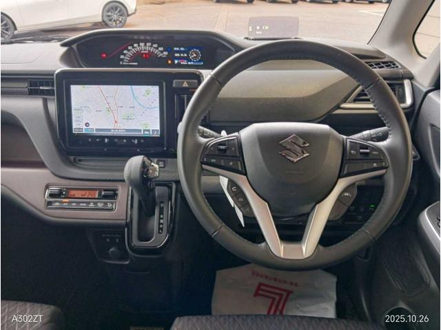 ソリオバンディット ハイブリッドMV 4WD 全方位モニター付メモリーナビ装着車 フルセグ デュアルカメラブレーキサポート 運転席・助手席・サイド・カーテンエアバック(8枚目)