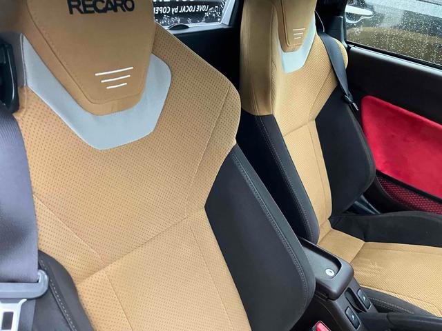 コペン ローブ　Ｓ　ドライブレコーダー　バックカメラ　ナビ　ＴＶ　ＬＥＤヘッドランプ　スマートキー　アイドリングストップ　シートヒーター　ＣＶＴ　盗難防止システム　ＡＢＳ　ＥＳＣ　ＣＤ　ＵＳＢ　アルミホイール（29枚目）
