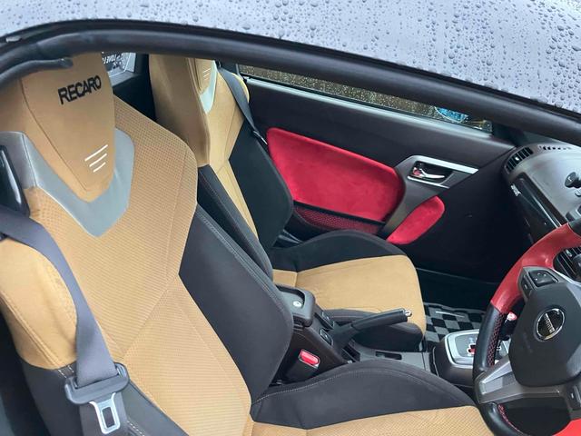 コペン ローブ　Ｓ　ドライブレコーダー　バックカメラ　ナビ　ＴＶ　ＬＥＤヘッドランプ　スマートキー　アイドリングストップ　シートヒーター　ＣＶＴ　盗難防止システム　ＡＢＳ　ＥＳＣ　ＣＤ　ＵＳＢ　アルミホイール（30枚目）