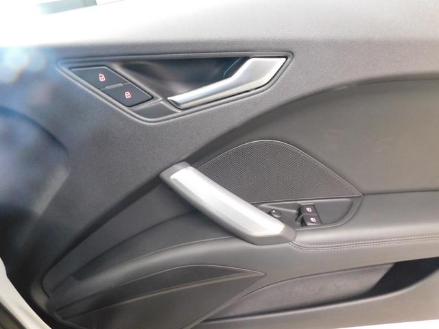 2.0TFSI レザーパッケージ ブラックレザーシート シートヒーター メモリーナビ フルセグTV CD DVD SD AUX USB BTオーディオ オートLED スマートキー ISTOP 純正17AW ETC(31枚目)