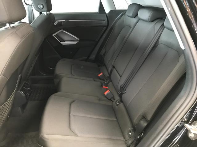 Ｑ３ ３５ＴＤＩクワトロアドバンスド　アシスタンスＰＫＧ／テクノロジーＰＫＧ／ベーシックＰＫＧ／ワイヤレス充電／アップルカープレイ／アンドロイドオート／前後ソナー／前後ドラレコ／ＢＳＭ／パワーシート／シートヒーター／ＵＳＢ／ＢＴオーディオ（18枚目）