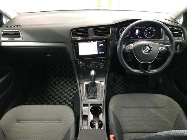 ゴルフヴァリアント TSI コンフォートライン テックエディション 純正9.2インチナビ フルセグTV BT CD DVD SD AUX USB 純正17インチアルミ 衝突軽減ブレーキ 追従クルコン 車線逸脱 バックカメラ ETC オートLEDヘッドライト(3枚目)