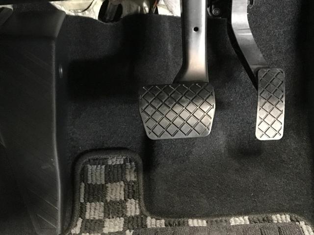 ゴルフヴァリアント TSI コンフォートライン テックエディション 純正9.2インチナビ フルセグTV BT CD DVD SD AUX USB 純正17インチアルミ 衝突軽減ブレーキ 追従クルコン 車線逸脱 バックカメラ ETC オートLEDヘッドライト(25枚目)