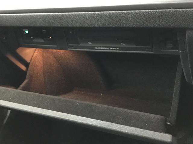 ゴルフヴァリアント TSI コンフォートライン テックエディション 純正9.2インチナビ フルセグTV BT CD DVD SD AUX USB 純正17インチアルミ 衝突軽減ブレーキ 追従クルコン 車線逸脱 バックカメラ ETC オートLEDヘッドライト(27枚目)