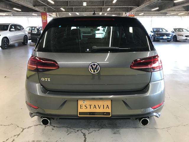 ゴルフＧＴＩ ダイナミック　レザーＰＫＧ（レザーシート／パワーシート／シートヒーター）純正９インチナビ　フルセグＴＶ　Ｂカメラ　ＣＤ　ＤＶＤ　ＢＴオーディオ　ＵＳＢ　アップルカープレイ　追従クルコン　純正１８ＡＷ　ＥＴＣ（8枚目）