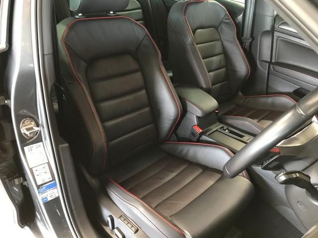 ゴルフＧＴＩ ダイナミック　レザーＰＫＧ（レザーシート／パワーシート／シートヒーター）純正９インチナビ　フルセグＴＶ　Ｂカメラ　ＣＤ　ＤＶＤ　ＢＴオーディオ　ＵＳＢ　アップルカープレイ　追従クルコン　純正１８ＡＷ　ＥＴＣ（13枚目）