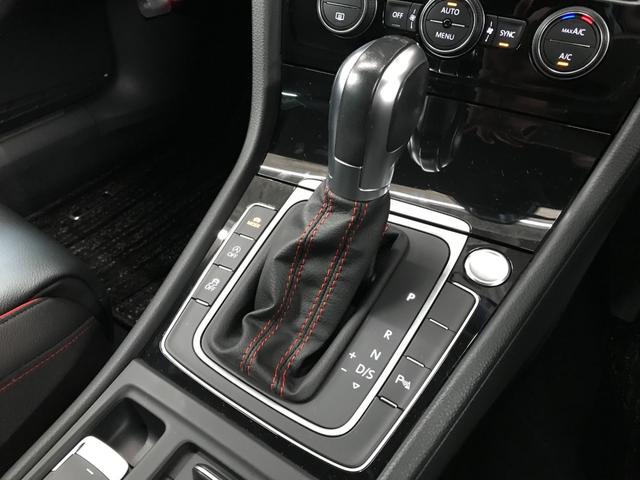 ゴルフＧＴＩ ダイナミック　レザーＰＫＧ（レザーシート／パワーシート／シートヒーター）純正９インチナビ　フルセグＴＶ　Ｂカメラ　ＣＤ　ＤＶＤ　ＢＴオーディオ　ＵＳＢ　アップルカープレイ　追従クルコン　純正１８ＡＷ　ＥＴＣ（24枚目）