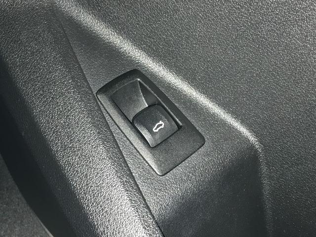 １シリーズ １１８ｄ　Ｍスポーツ　純正１０．２５ＨＤＤナビ　ＵＳＢ　ＢＴ　アップルカープレイ　衝突軽減ブレーキ　追従クルコン　車線逸脱　ブラインドスポット　前後ドラレコ　バックカメラ　パワーシート　ハーフレザーシート　パワーバックドア（37枚目）