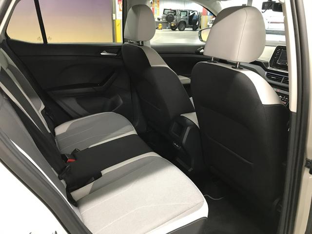 T-クロス TSI スタイル ワンオーナー 9.2インチSSDナビ アップルカープレイ アンドロイドオート 追従クルコン シートヒーター 前後ソナー 置くだけ充電 ハーフレザーシート beatsサウンドシステム(16枚目)