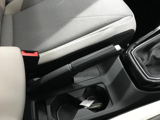 T-クロス TSI スタイル ワンオーナー 9.2インチSSDナビ アップルカープレイ アンドロイドオート 追従クルコン シートヒーター 前後ソナー 置くだけ充電 ハーフレザーシート beatsサウンドシステム(29枚目)