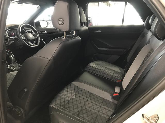 T-ロック TDI Rライン 純正SDナビ フルセグTV アップルカープレイ アンドロイドオート 衝突軽減ブレーキ 追従クルコン レーンキープ 前後ソナー バックカメラ ISTOP ブラインドスポット 前後ドラレコ ETC2.0(16枚目)