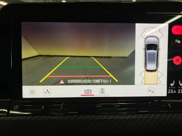 エンジンルーム　室内　クリーニング済みです。屋内展示場にて展示中☆車両品質には自信がございます！ぜひ一度ご来店ください！！