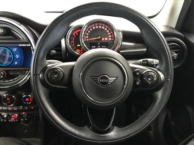 日本全国納車が可能です！※遠方のお客様でも、陸送のご相談や納車までの流れ・購入方法（各種ローンなど）を詳しくご説明致します！