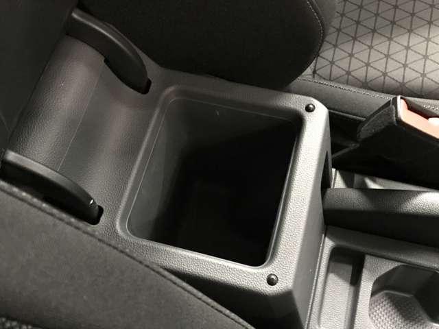 T-クロス TSI アクティブ 純正ナビ フルセグTV Bluetoothオーディオ USB アップルカープレイ アンドロイドオート 純正16インチアルミ ACC レーンキープ ハイビームアシスト ブラインドスポット 前後ソナー(31枚目)