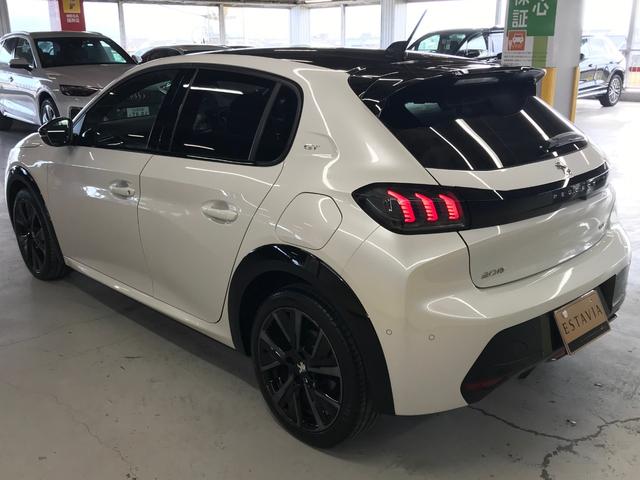 208 GT アップルカープレイ アンドロイドオート バックカメラ 前後ドラレコ シートヒーター オートLED ブラインドスポット 衝突軽減 追従クルコン 前後ソナー レーンキープ ハイビームアシスト(12枚目)