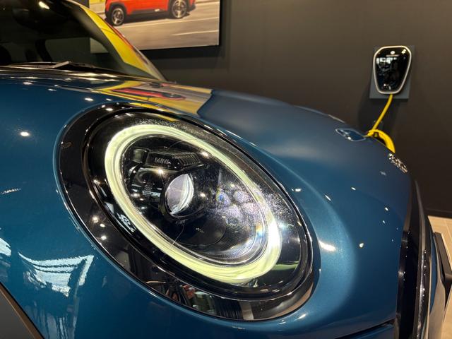 MINI クーパー エッセンシャル・トリム MINI正規ディーラー認定中古車 2年間走行距離無制限保証 5ドア DCT 禁煙車 ワンオーナー(17枚目)