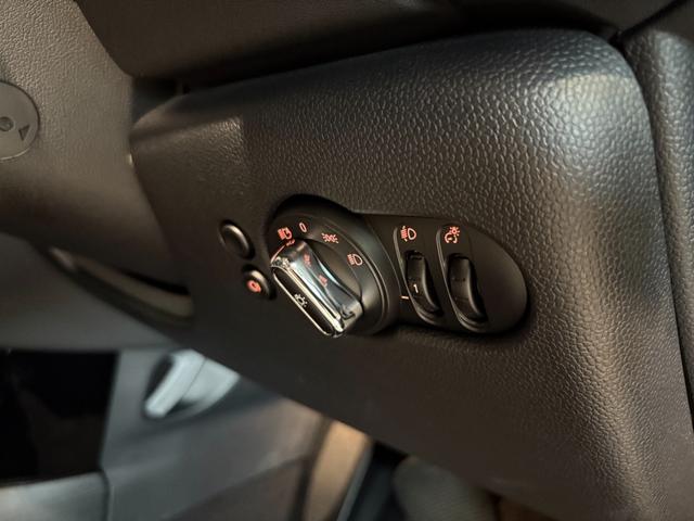 MINI クーパー エッセンシャル・トリム MINI正規ディーラー認定中古車 2年間走行距離無制限保証 5ドア DCT 禁煙車 ワンオーナー(26枚目)