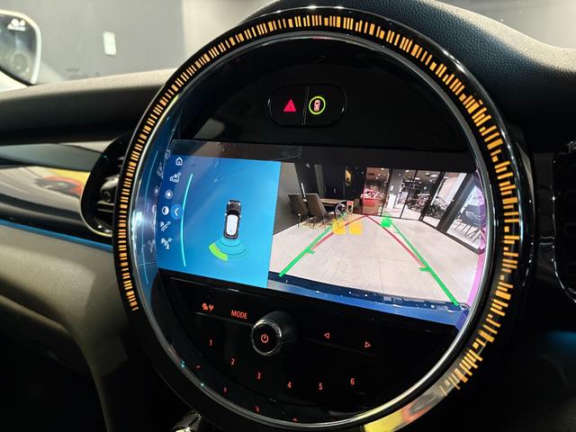 MINI クーパー エッセンシャル・トリム MINI正規ディーラー認定中古車 2年間走行距離無制限保証 5ドア DCT 禁煙車 ワンオーナー(40枚目)